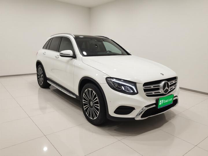GLC 2018 GLC 200 4MATIC photo 3