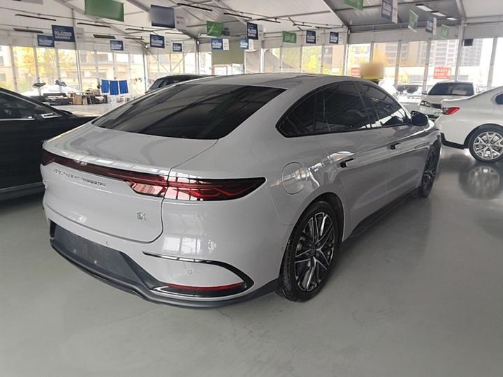 Han 2025 EV 605KM Premium photo 6