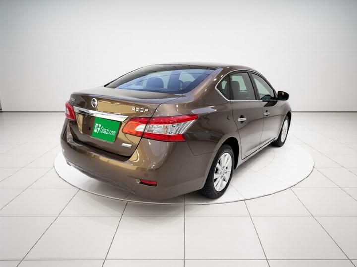 Sylphy 2014 1.6XV CVT Exclusive photo 6