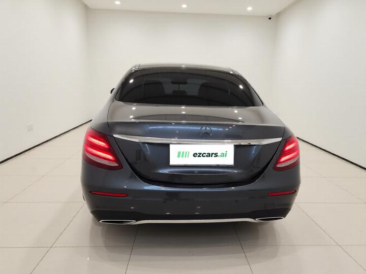 E-Class 2018 E 200 L Sport photo 3