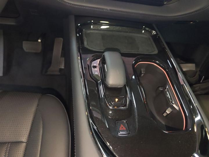009 2024 7-Seater AWD 108kWh photo 5