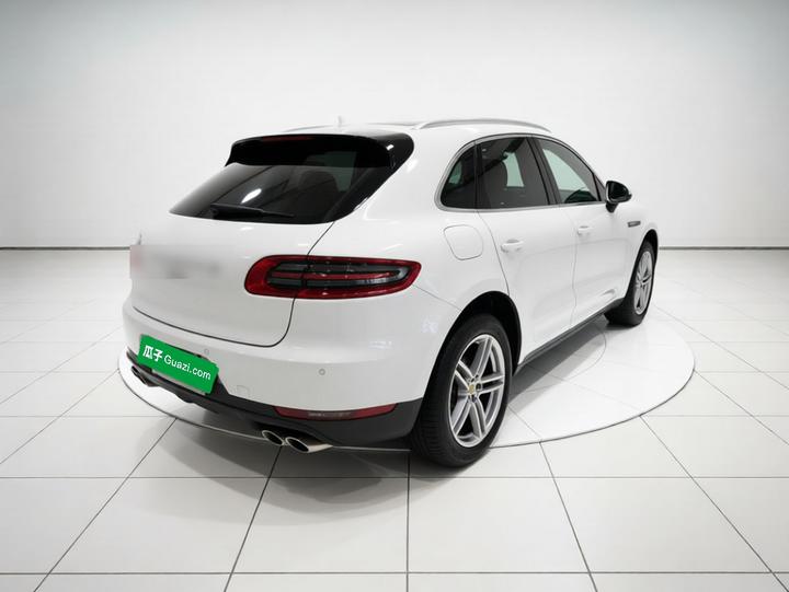 2014 Macan 2.0T photo 6