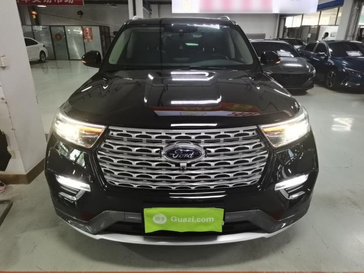 Explorer 2020 EcoBoost 285 AWD Titanium 7-Seater photo 2