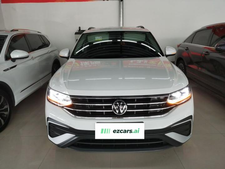Tiguan L 2023 330TSI AT RWD Comfort photo 2