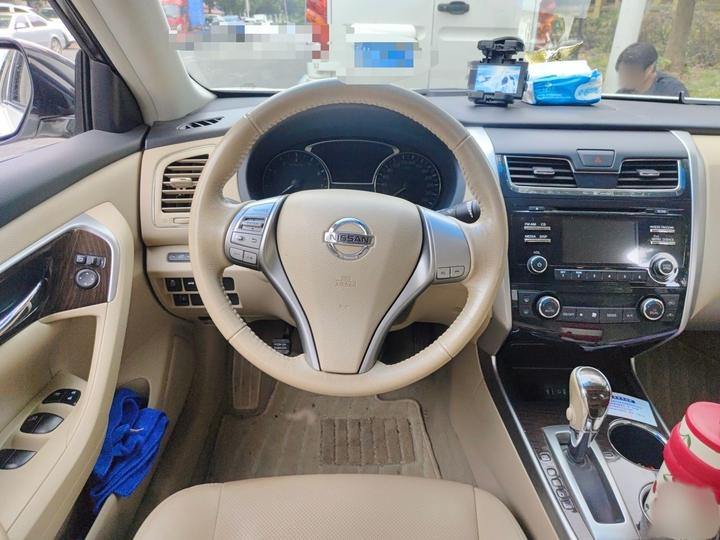 Teana 2013 2.0L XL Comfort photo 3