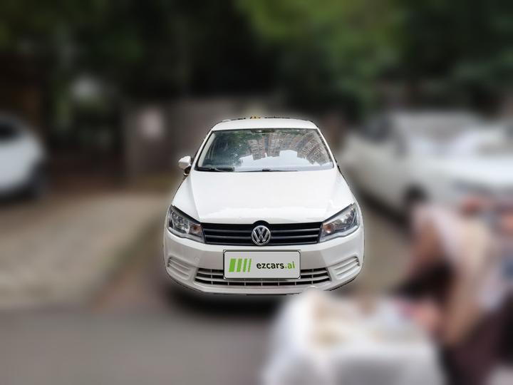 2015 1.6L AT Fashion photo 2