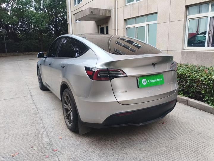 Model Y 2023 Long Range AWD photo 4