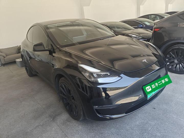 Model Y 2022 Long Range AWD photo 3