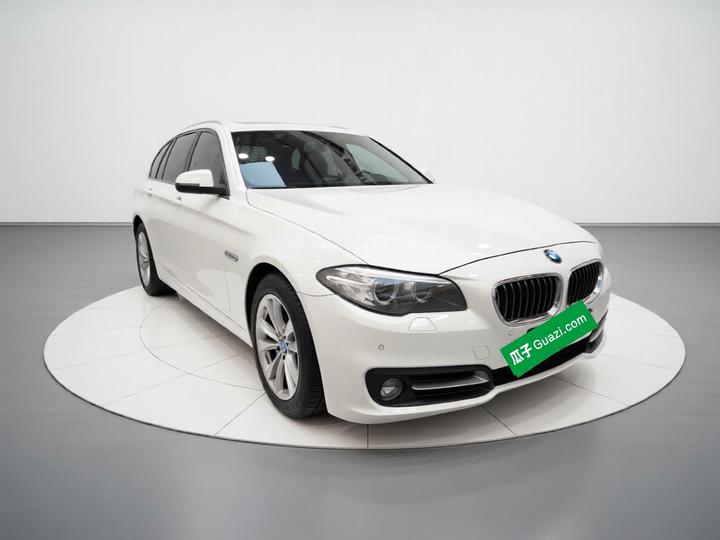5 Series Imported 2014 520i Wagon photo 3