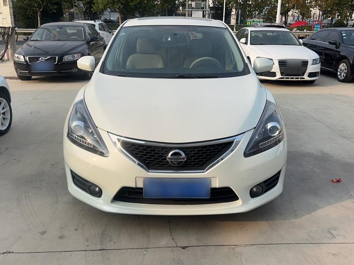 Tiida 2011 1.6L CVT Smart photo 2