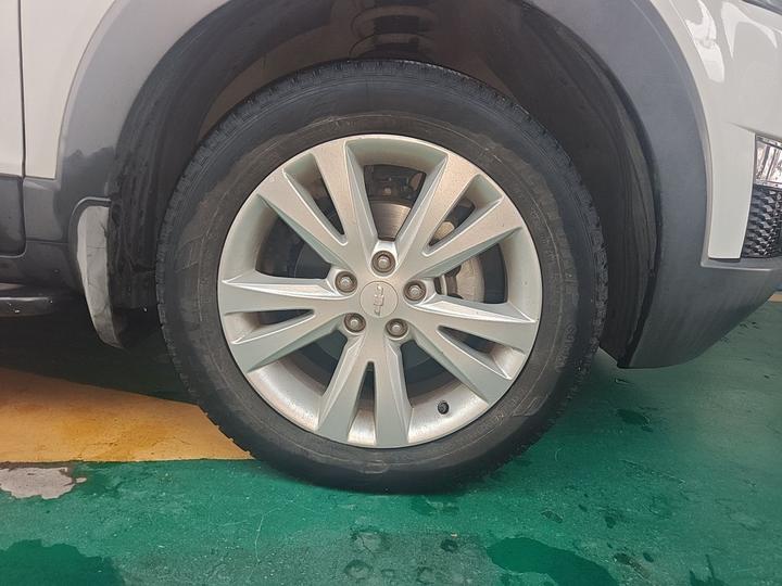 2014 2.4L AWD Flagship 7-Seater photo 8