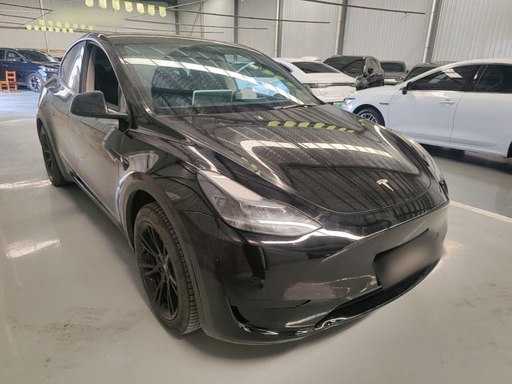 Model Y 2022 Facelift RWD photo 3