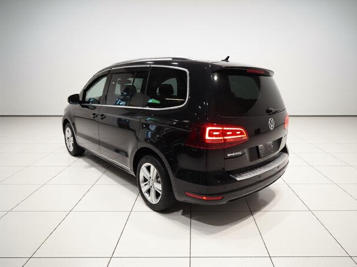 2016 380TSI 7-Seater photo 4