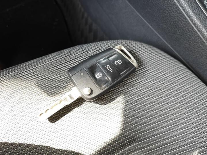 Golf 2018 230TSI AT Comfort photo 8