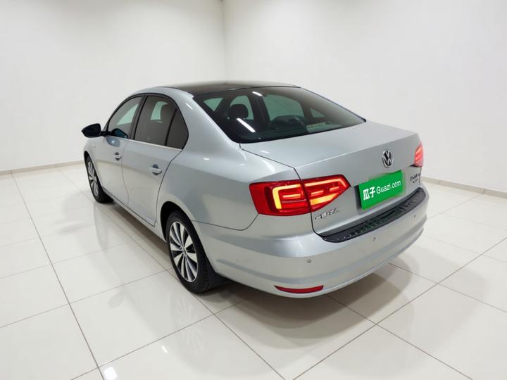 Sagitar 2018 180TSI DSG Exclusive photo 4