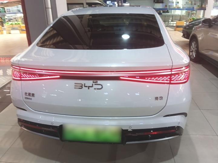 Seal 2023 DM-i 1.5L 121km Premium photo 5