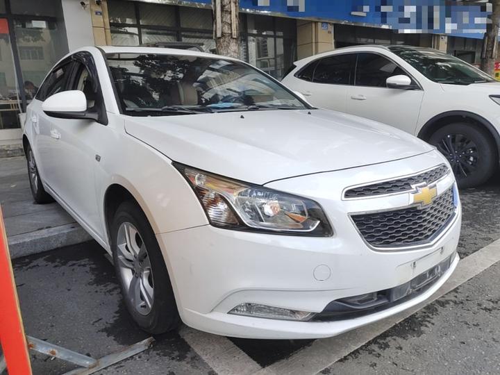 2015 1.5L Classic SE AT photo 3