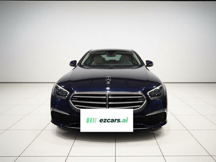 E-Class EV 2022 Facelift E 350 e L PHEV photo 2