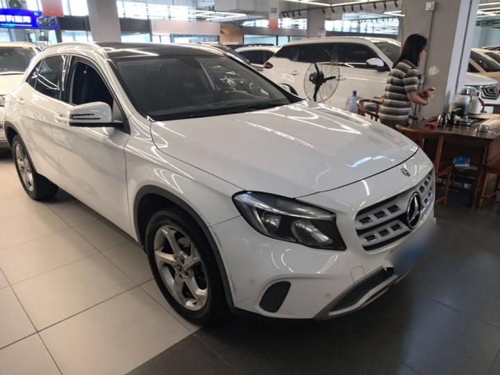 GLA 2018 GLA 200 Dynamic photo 3