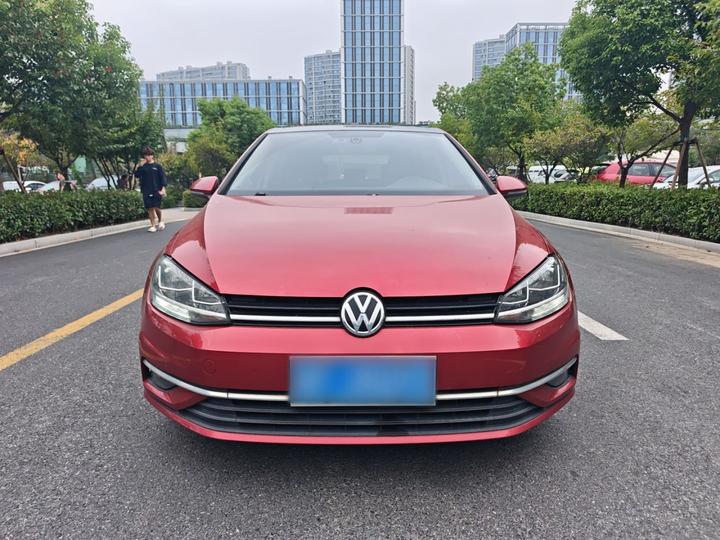 Golf 2018 230TSI AT Comfort photo 2