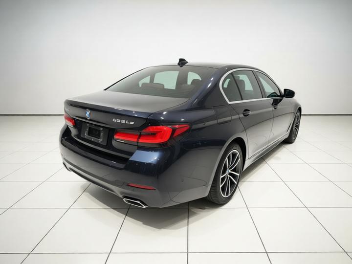 5 Series EV 2022 535Le M Sport Package photo 6