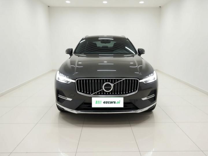XC60 2023 B5 AWD Luxury photo 2