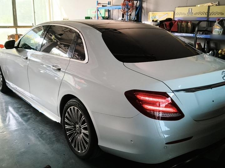 E-Class 2018 Facelift E 300 L Sport Luxury photo 4