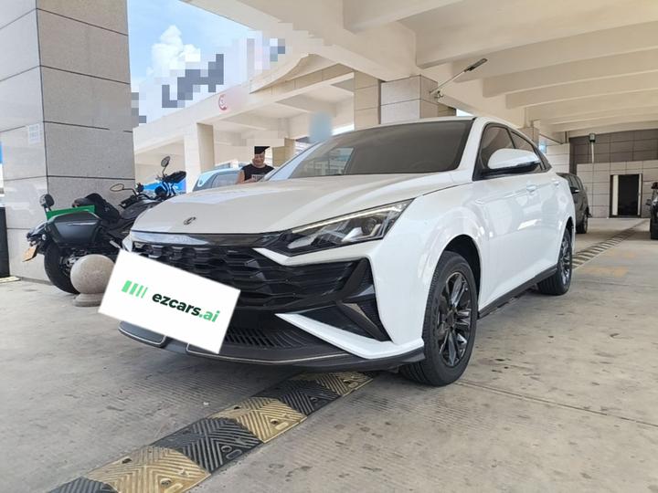 Yixuan 2025 1.5L AT Luxury