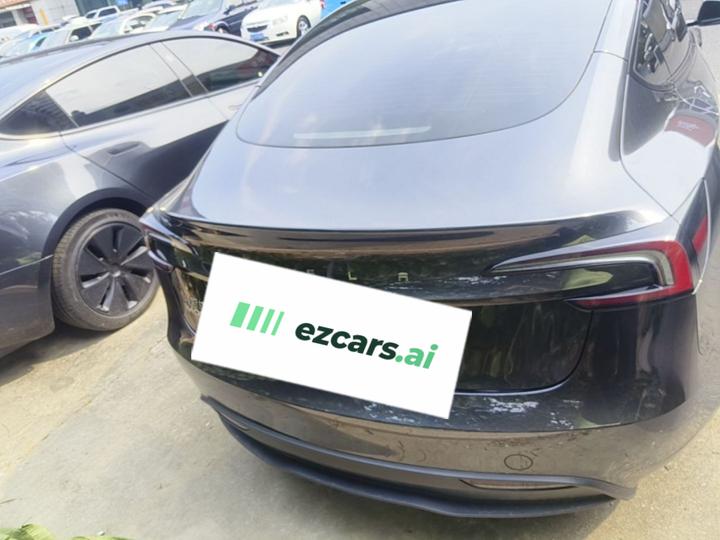 Model 3 2023 Long Range AWD photo 3