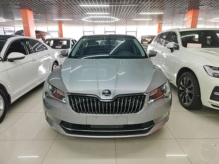 Superb 2018 TSI330 DSG Comfort China V photo 2