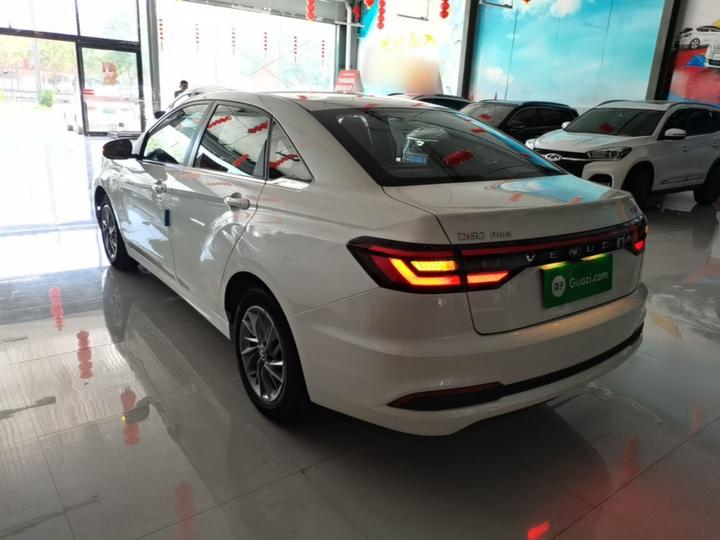 D60 2023 PLUS 1.6L XE CVT photo 4