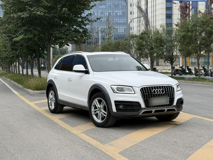 Q5 2018 Collection 40 TFSI Tech photo 3