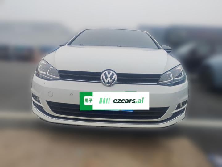 Golf 2017 230TSI AT Comfort Anniversary Edition photo 2