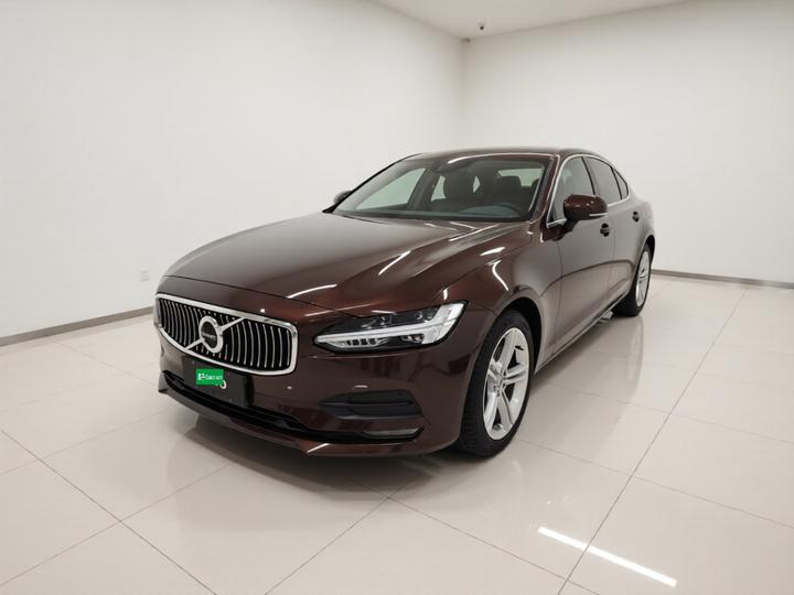 S90 2018 T4