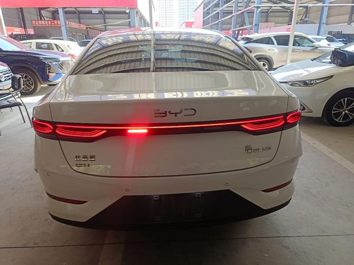 Qin PLUS 2025 DM-i ADAS 55KM Leading photo 3