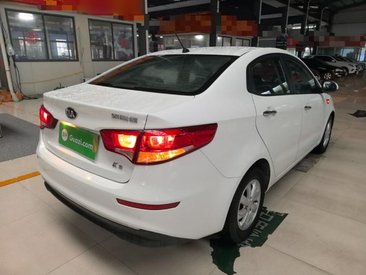 K2 2015 Sedan 1.4L MT GLS photo 4