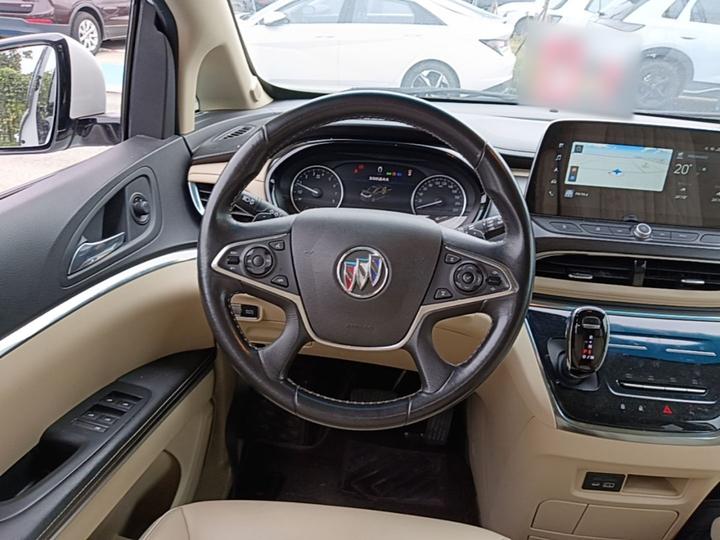 GL8 2023 Facelift Luxury photo 6