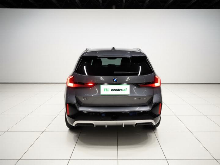 X1 2023 sDrive25Li M Sport Package photo 3