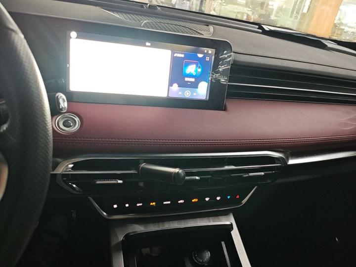X70 PRO 2023 1.5T DCT 5-Seater photo 8