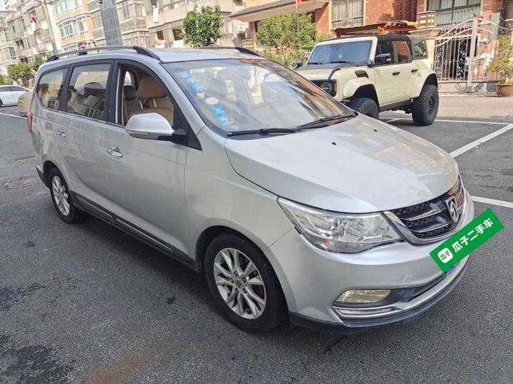 730 2016 1.5T MT Comfort 7-Seater photo 3