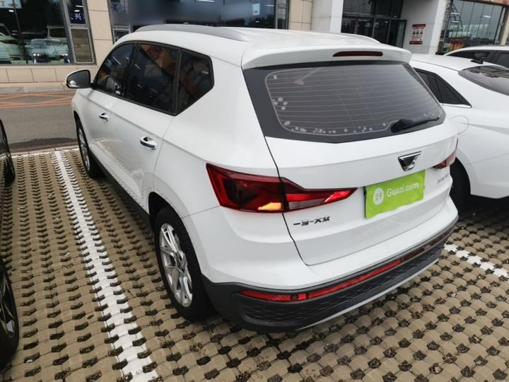 VS5 2023 280TSI AT photo 4