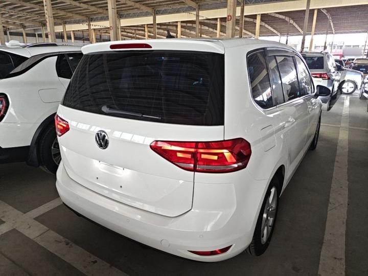 2018 L 280TSI DSG 7-Seater China VI photo 4