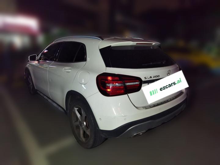 GLA 2018 GLA 200 Dynamic photo 4