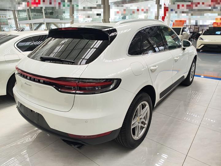 2018 Macan 2.0T photo 4