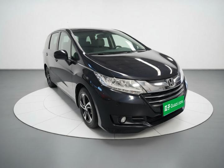 Odyssey 2015 Facelift 2.4L Luxury photo 3