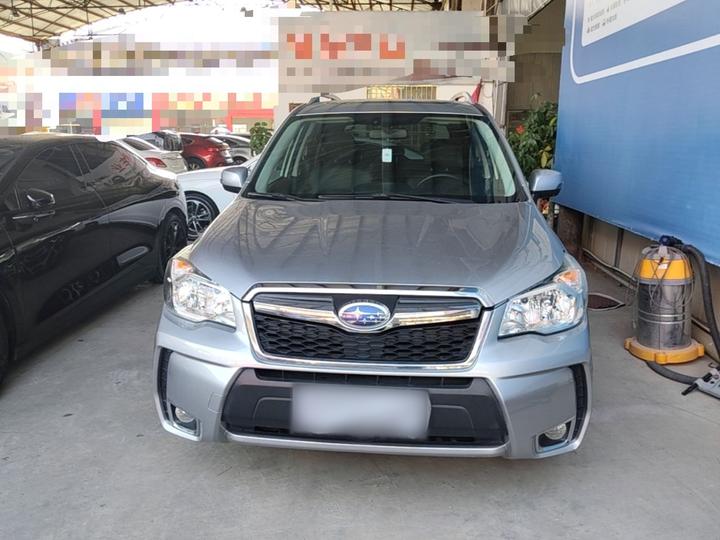 Forester 2015 2.0i Anniversary Edition photo 2