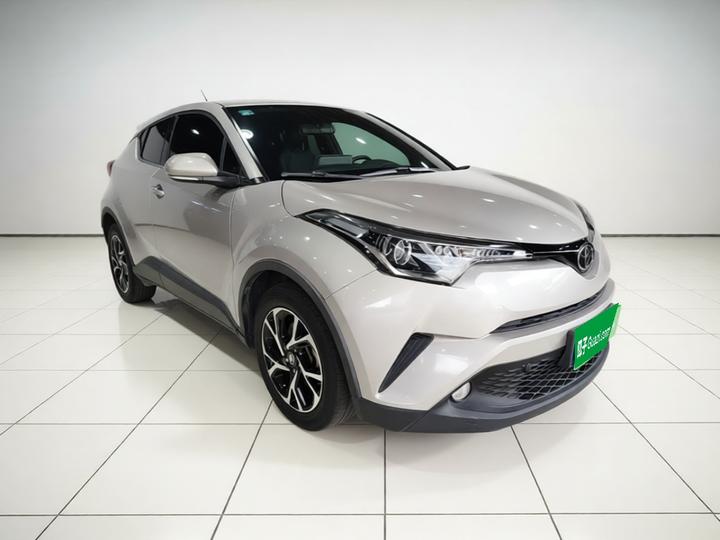 C-HR 2020 2.0L Leading photo 3