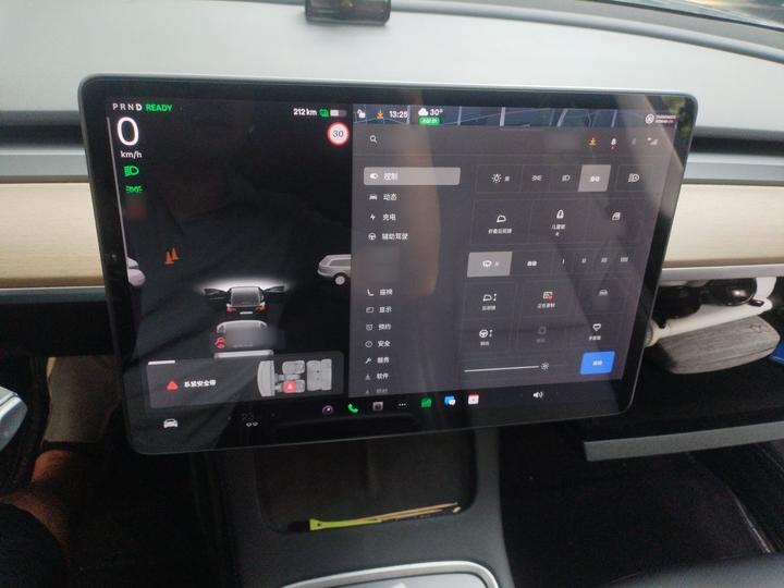 Model 3 2021 Standard Range RWD Upgraded photo 5