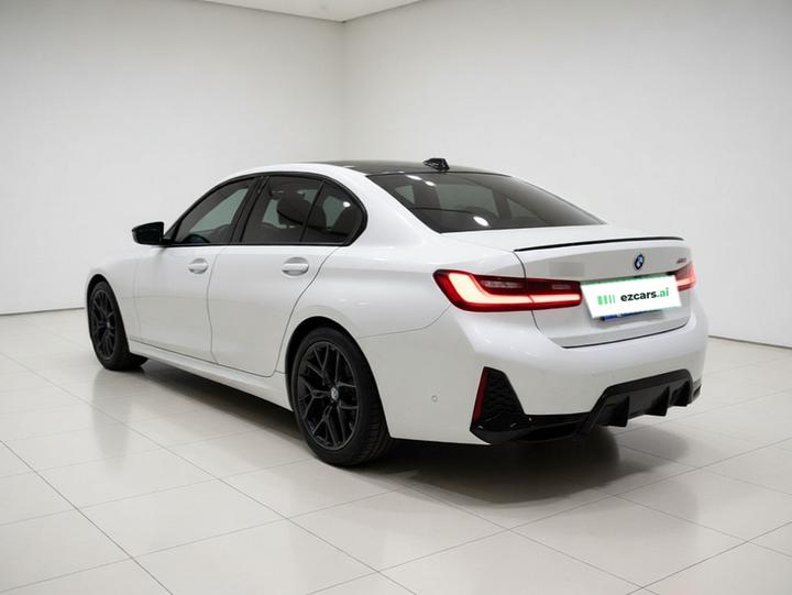 3 Series 2025 330i M M Sport Night Package photo 4