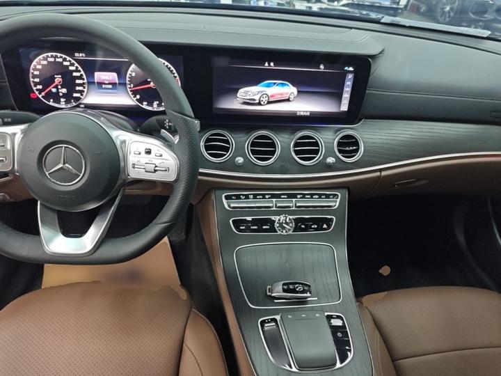 E-Class 2020 E 300 L Sport Fashion photo 5